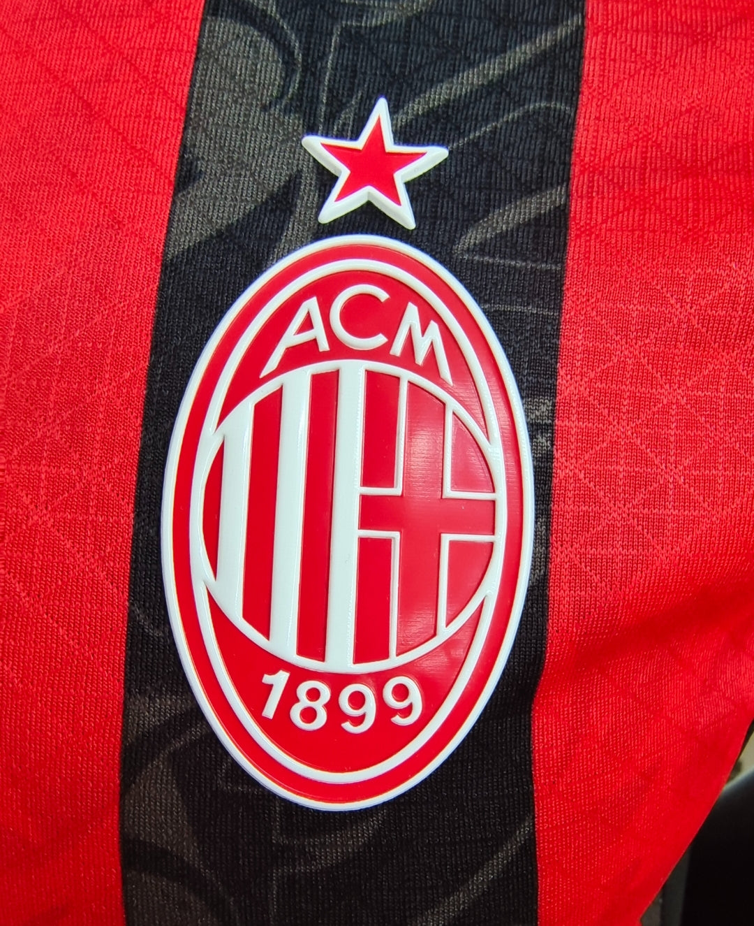 CAMISETA MILAN JUGADOR 25/26 - LOCAL - HOMBRE