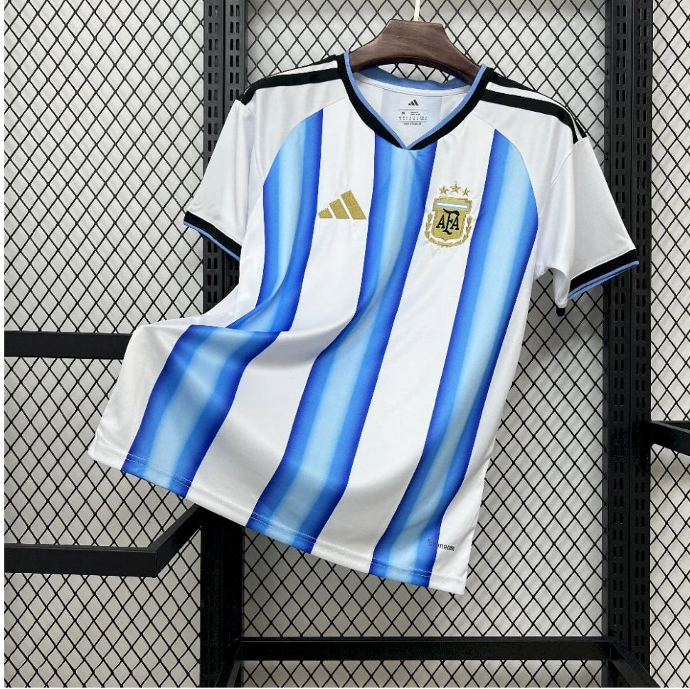 CAMISETA ARGENTINA AFICIONADO 2026 - <MUNDIAL> - LOCAL - HOMBRE