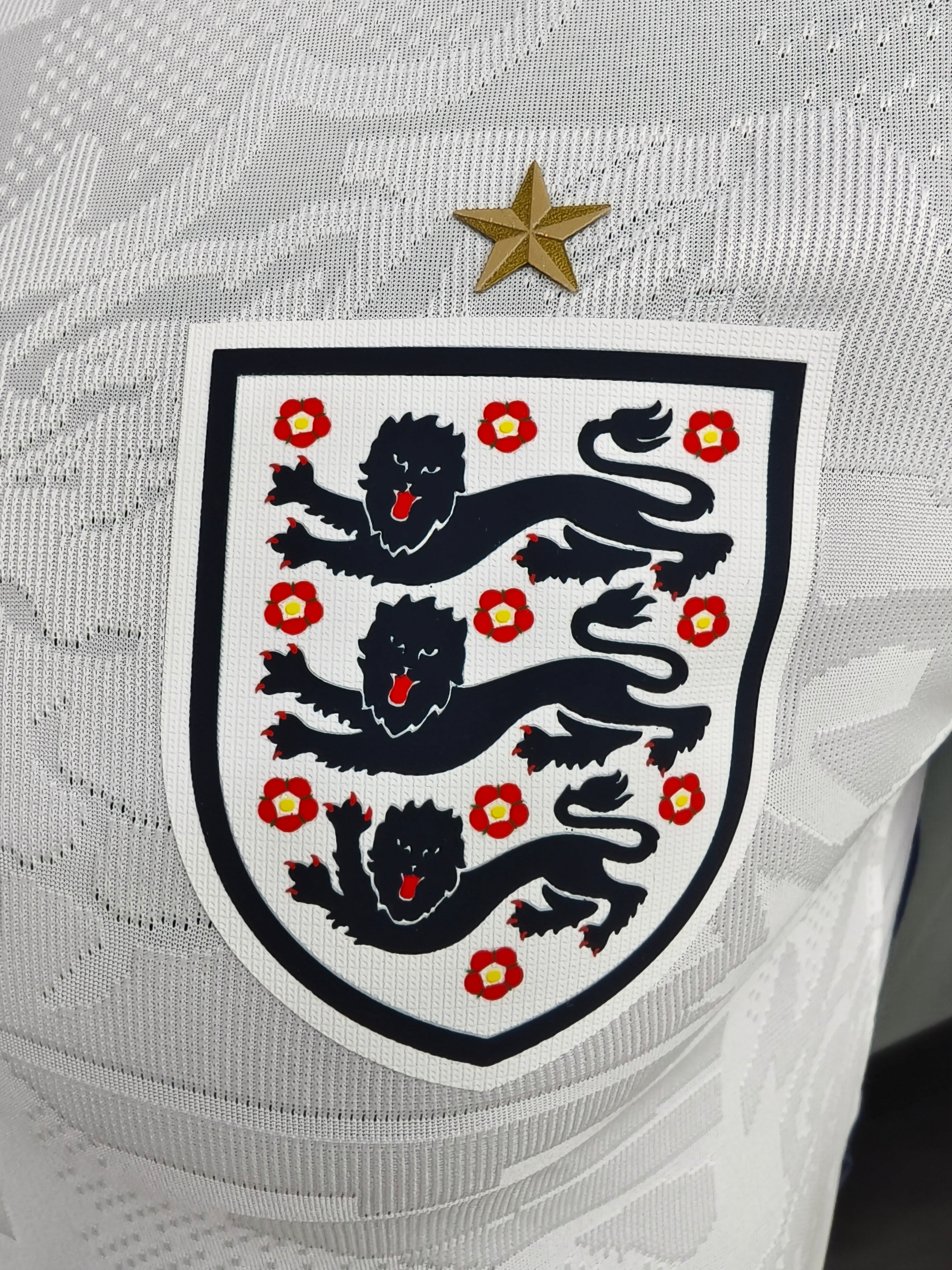 CAMISETA INGLATERRA JUGADOR 2026 - <MUNDIAL> - LOCAL - HOMBRE